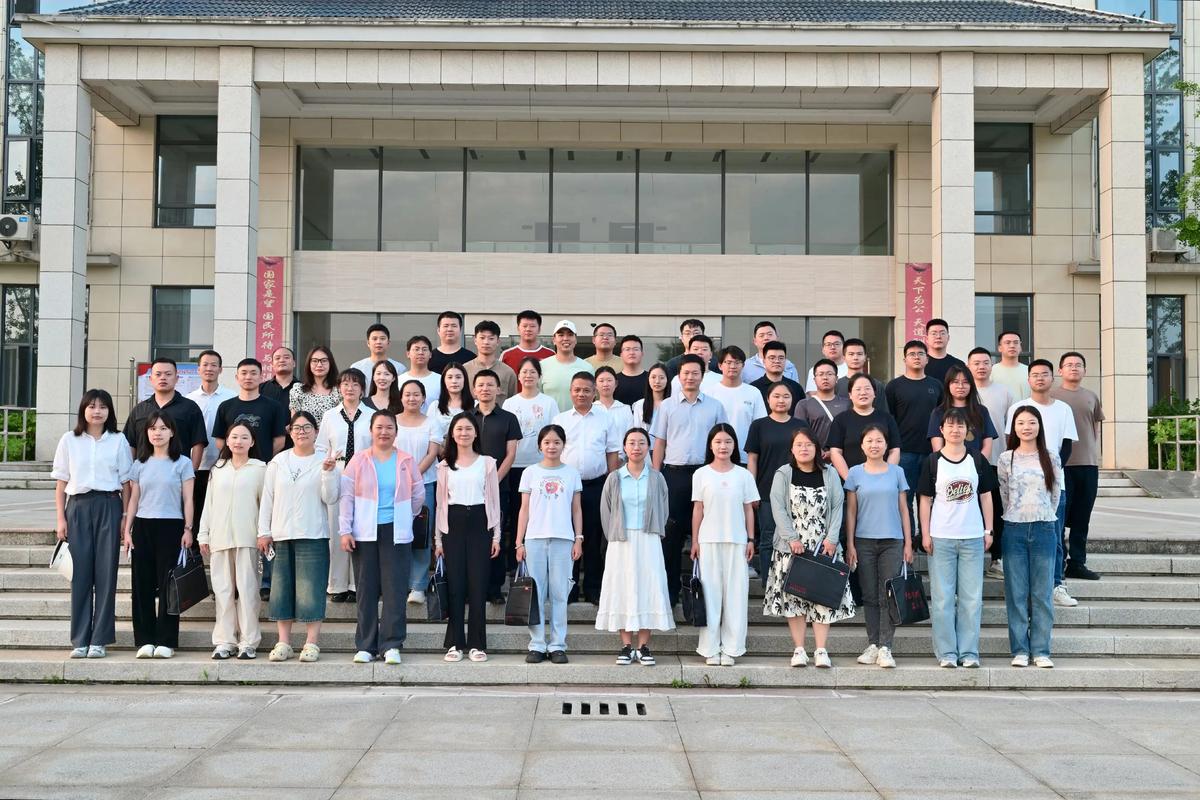 嘉鱼国考培训如何高效备考上岸？-图1