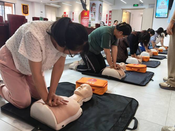日常急救常识培训，普通人如何快速掌握关键救命技能？-图3